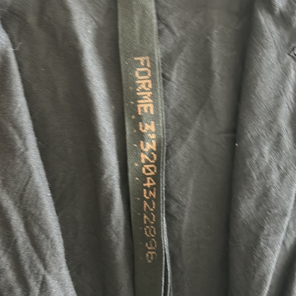 Forme D'Expression Lightweight Black Blazer - Picture 6 of 9